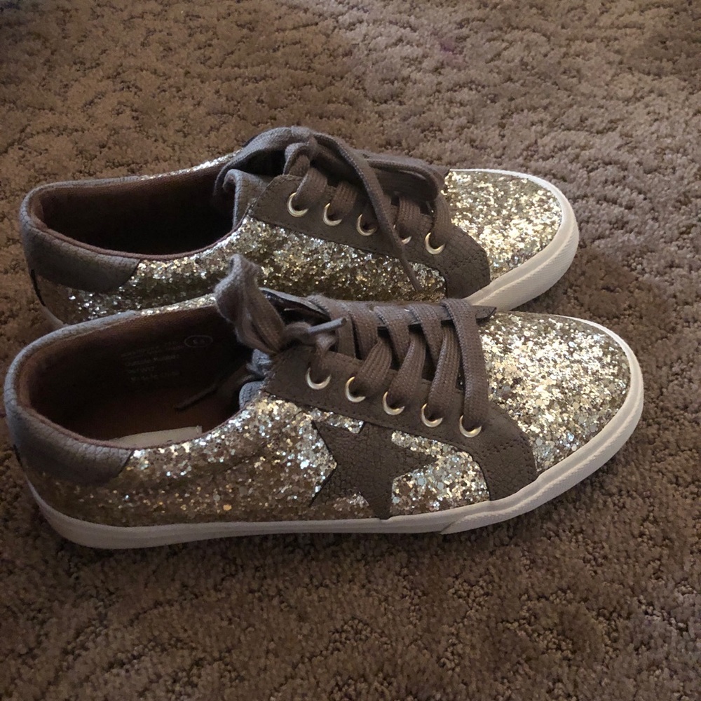 cute glitter star sneakers